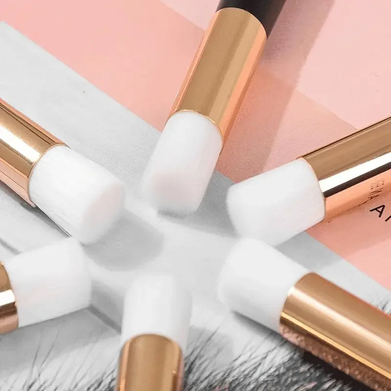 Eyelash Cleaning Brush Set - All Fresh Finds